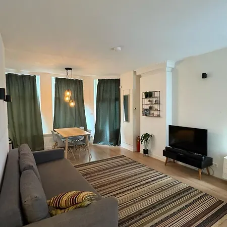 Panoramic Ami Canal View House 阿姆斯特丹