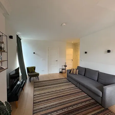 아파트 Panoramic Ami Canal View House *