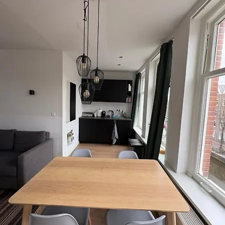 아파트 Panoramic Ami Canal View House *
